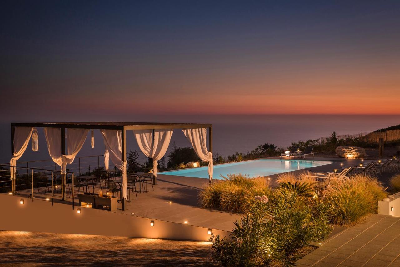 Kefalonian Escape Suites Valerianos Экстерьер фото