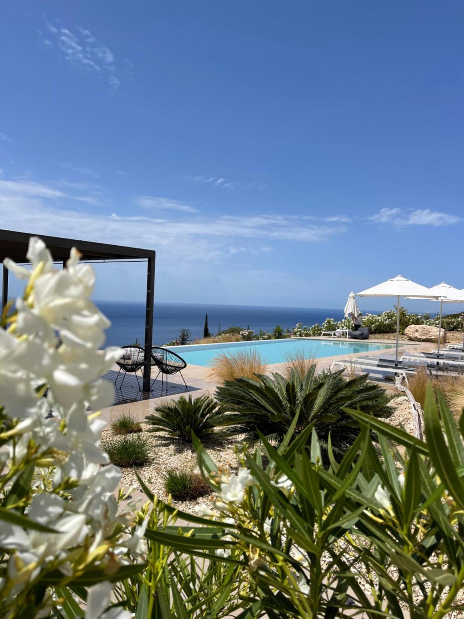 Kefalonian Escape Suites Valerianos Экстерьер фото