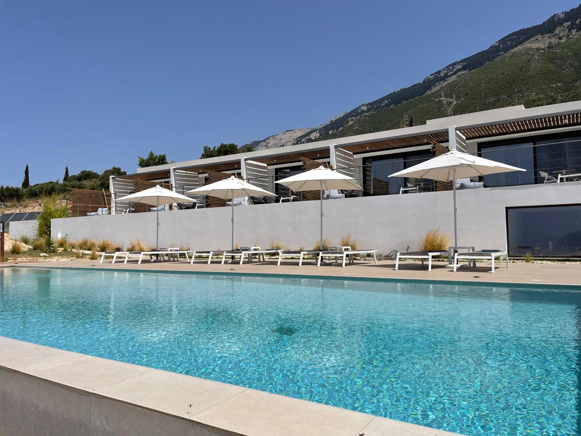 Kefalonian Escape Suites Valerianos Экстерьер фото